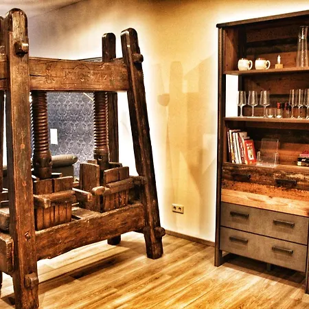 Kinzigloft Mit Blick Auf Den Fluss Appartement Gelnhausen